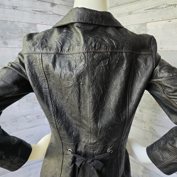 Danier Wrinkled Texture Black Leather Jacket Womens Small - Picture 7 of 16